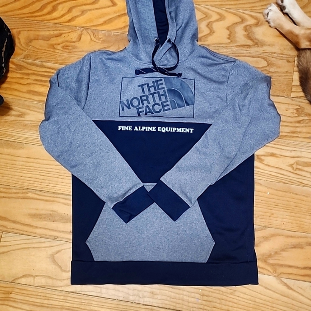 Northface hoodie
